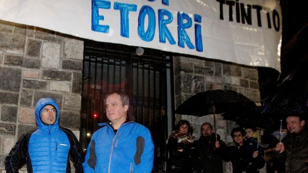 La Fiscalía investiga el homenaje a etarras que rechazan los gobiernos central y vasco
