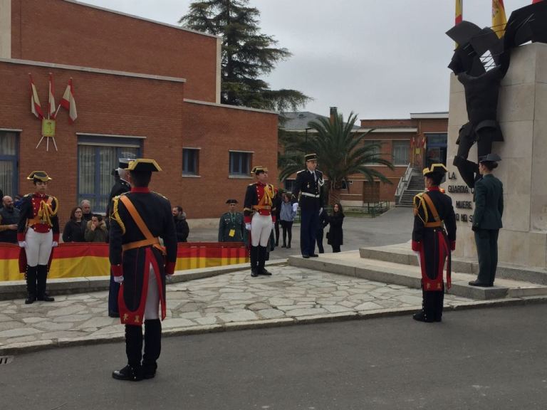 Guardia Civil y Gendarmería Nacional Francesa celebran el 144º Día del Guardia Joven y de “Santa Genoveva”