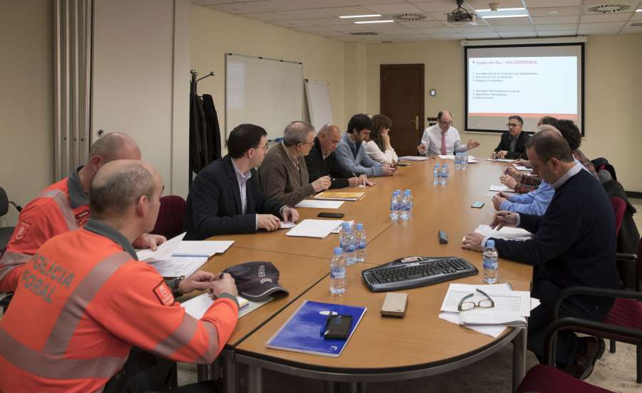 El primer encuentro de la Comisión de Seguimiento de las obras de los túneles de Belate y Almandoz reúne a las partes interesadas y afectadas