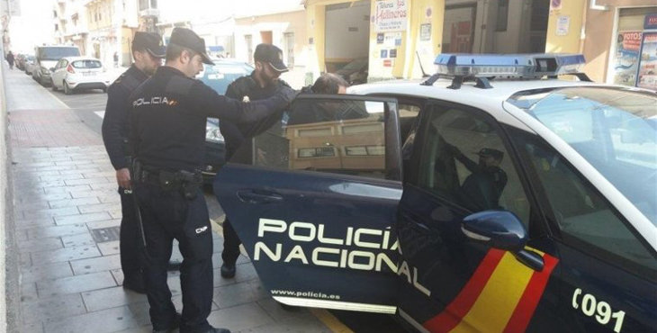 La Policía Nacional interviene más de 32 kilos de heroína en un chalet de Vilagarcía de Arousa