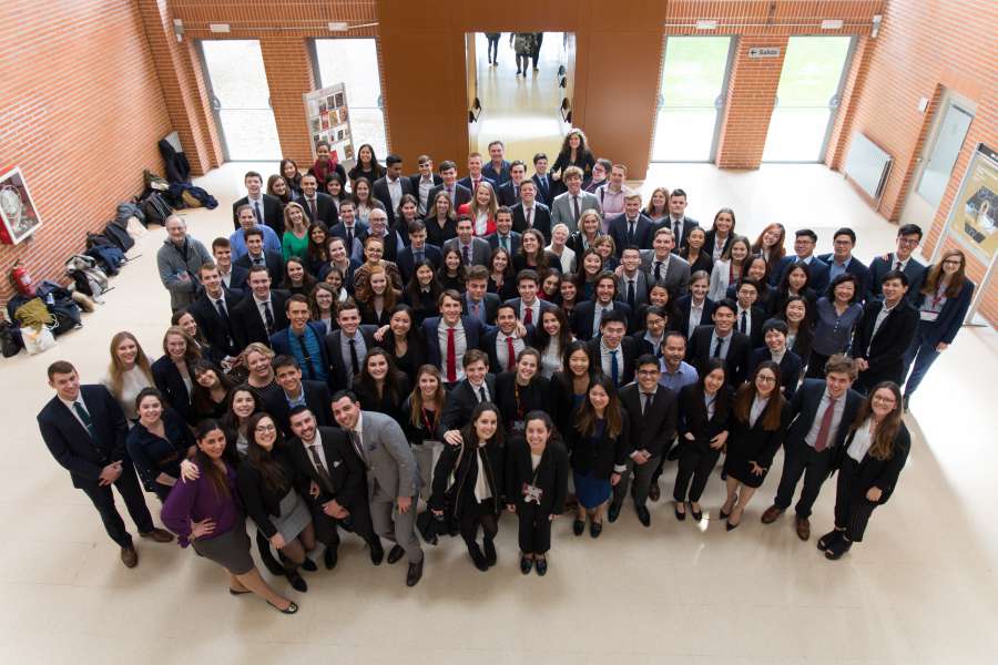 64 alumnos de 10 países participan en el Case Competition de la Universidad de Navarra