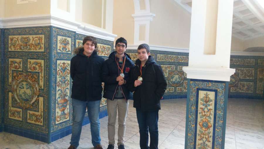 Dos estudiantes navarros obtienen sendos galardones en la XXIX Olimpiada Española de Física celebrada en Valladolid