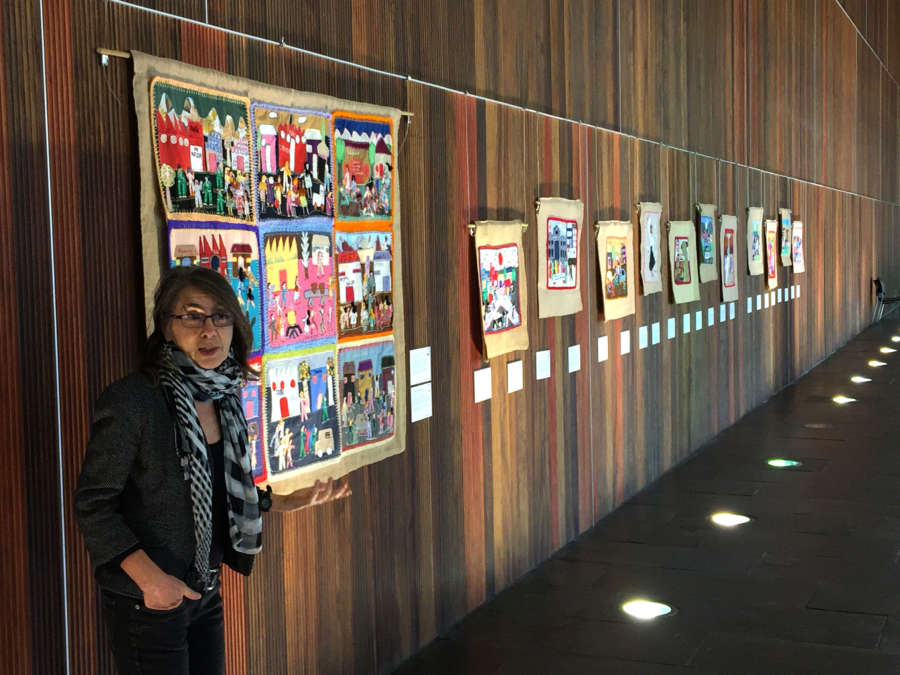 Inauguradas las Jornadas “Sembrando la convivencia. Una mirada desde el arte” con la exposición Arpilleras