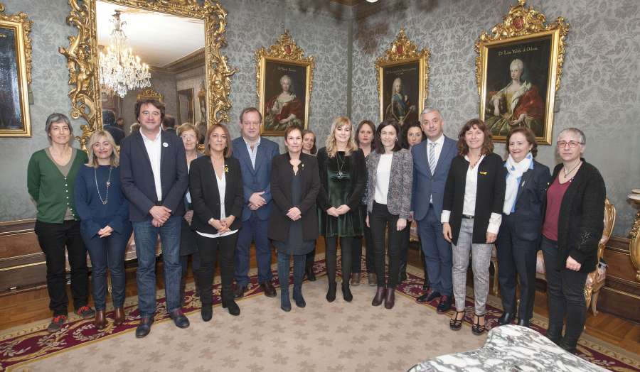 Las Comunidades Autónomas con lenguas propias se reúnen en Navarra para coordinar sus políticas lingüísticas