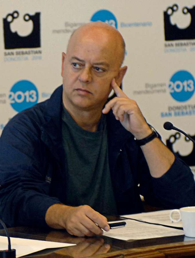 Socialistas, con y sin carnet, apoyan a Odon Elorza ante los 