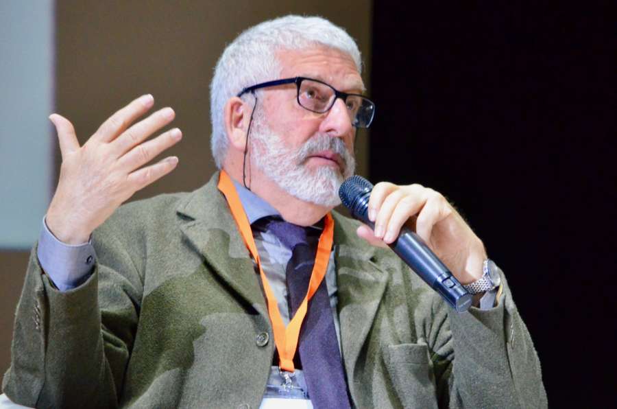 Experto insta a analizar los errores de los alumnos para aprender de ellos