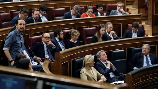 Iglesias cree que la moción prosperará y pide a Sánchez Gobierno de coalición