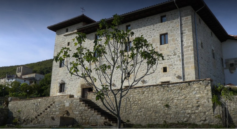 El palacio de Cabo de Armería de Ochovi (Navarra) a la venta por 1,2 millones