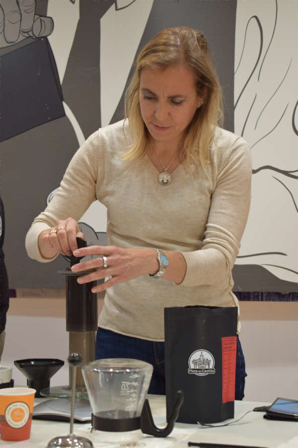Isabel Lamberto, ganadora del I Campeonato de Navarra para el World Aeropress Championship