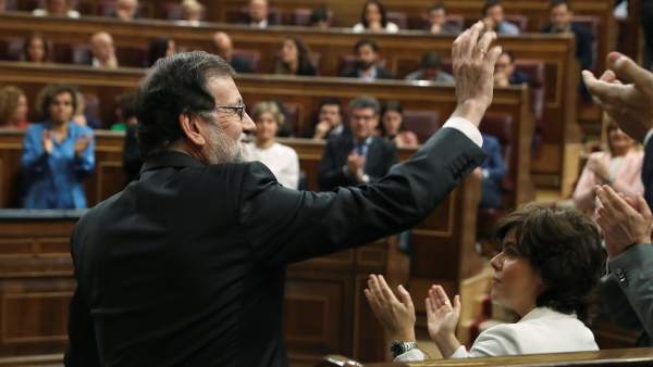 Rajoy renuncia a su acta de diputado y pedirá el reingreso en el Cuerpo de Registradores