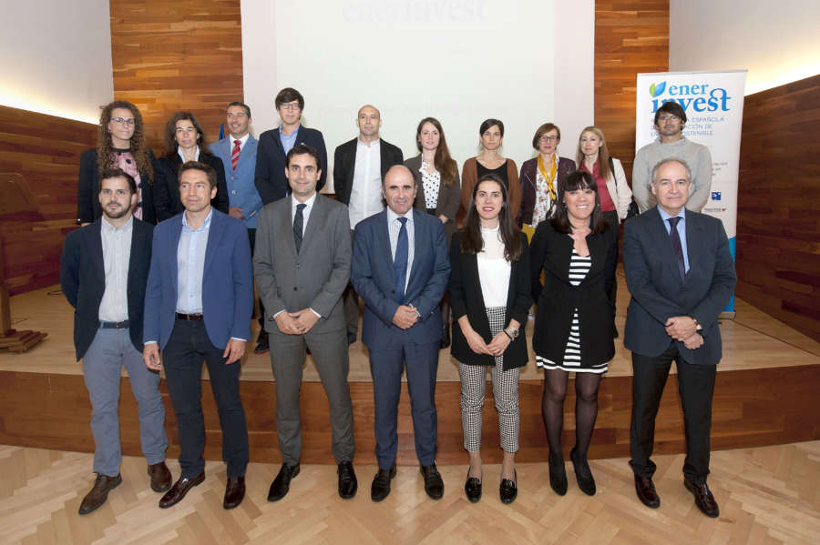 Ayerdi propone colaboración público-privada en proyectos energía sostenible en Navarra