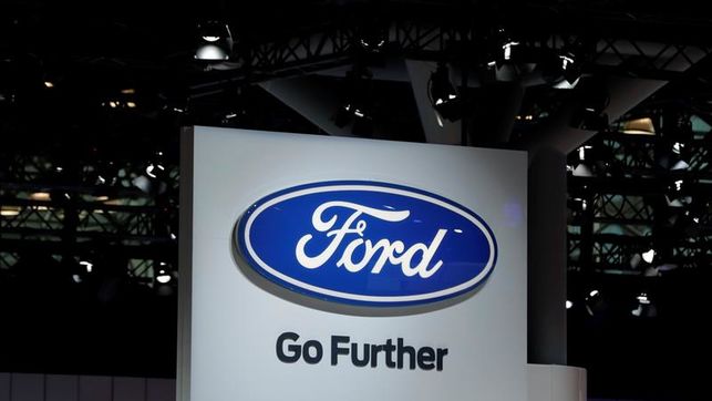 Ford y Baidu se unen para incorporar la inteligencia artificial a sus coches