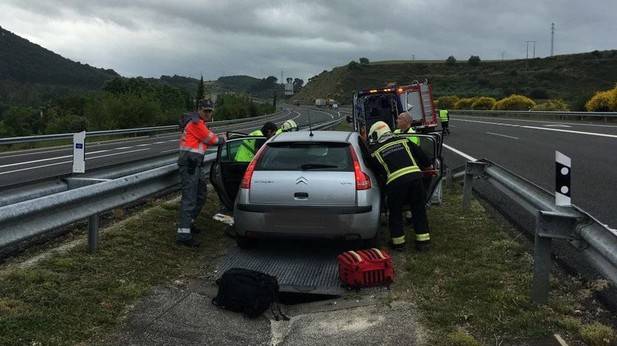 Una persona herida en un accidente de tráfico en la A-12, en Cirauqui