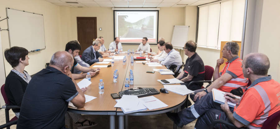 El Gobierno de Navarra decidirá si mantiene las restricciones al tráfico pesado en los túneles de Velate y Almándoz