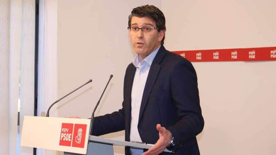 Jorge Rodríguez dimite seguro de su inocencia y sin haber «metido la mano»