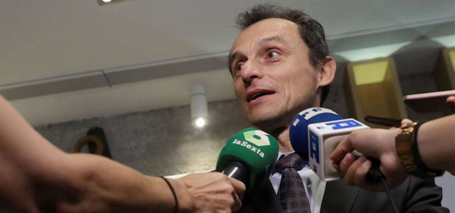 Duque dice que no cometió ilegalidad y seguirá al frente del Ministerio