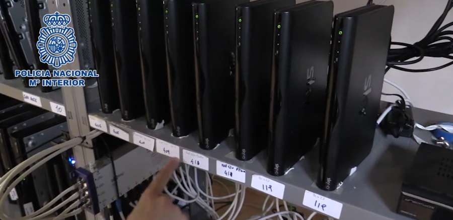 Desmantelado en Barcelona un centro de distribución de señal “pirata” de televisión por IPTV