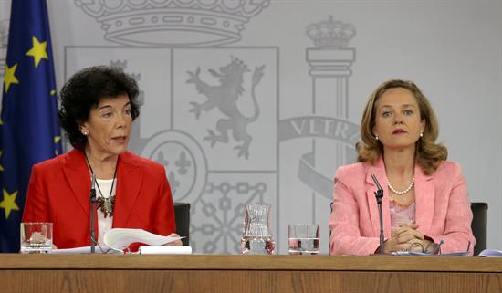 El Gobierno rebaja el crecimiento del PIB al 2,2% en 2020 y al 2,1% en 2021