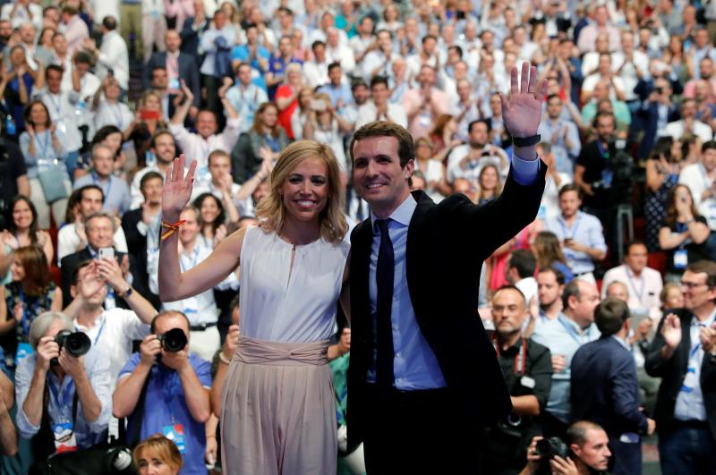 El triunfo de Casado fuerza al PP a un baile de escaños en el Congreso