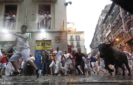Los sanfermines despiden el primer fin de semana con un emocionante y limpio encierro