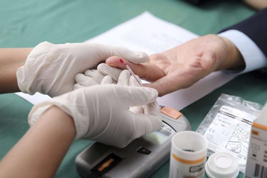 Curan diabetes tipo 2 y obesidad en ratones con terapia génica