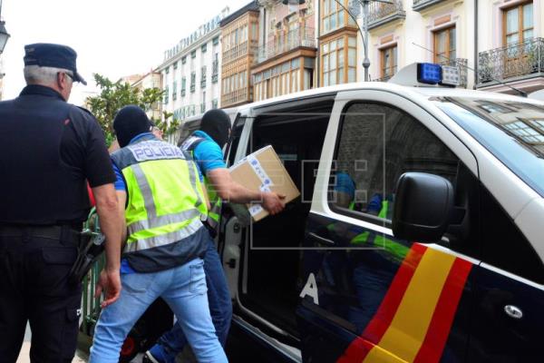 El registro en el Ayuntamiento de Palencia concluye sin detenciones