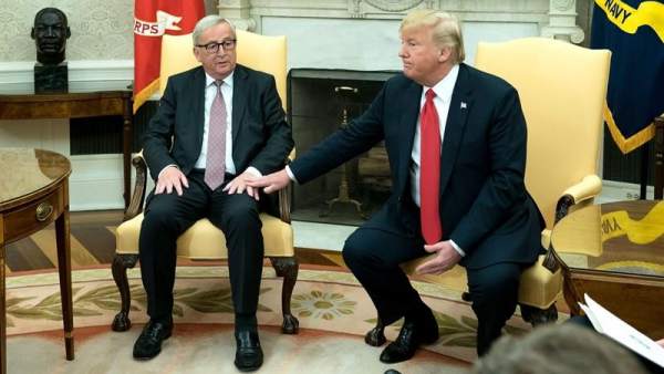 Estados Unidos y la Unión Europea acuerdan una tregua comercial