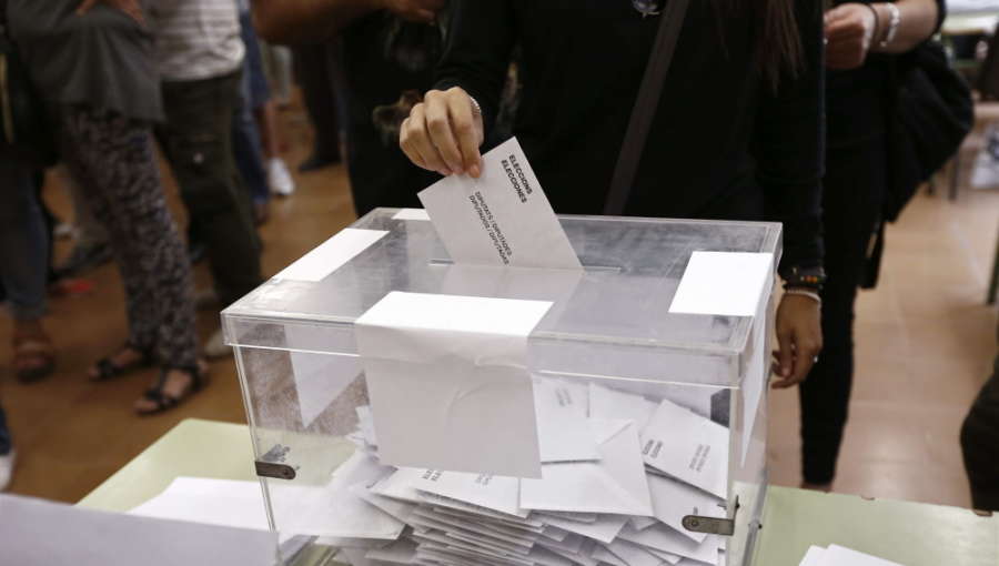 ERC ganaría las elecciones con el 24 por ciento de los votos por delante de Cs y JxCat, según un sondeo