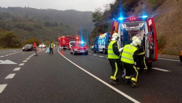 Una joven de Ataun muere al chocar su coche con una furgoneta en Vera