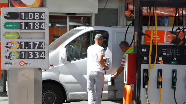La gasolina y el gasóleo marcan máximo anual y el precio más alto en 4 años