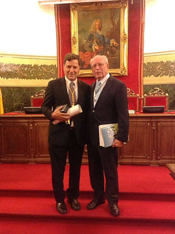 El catedrático Ignacio Melero, académico correspondiente de la Real Academia Nacional de Medicina de España
