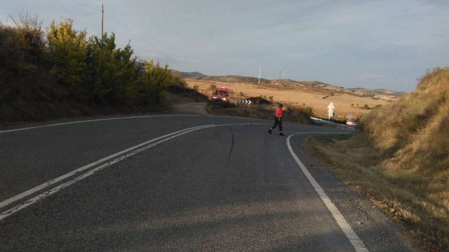 Fallece un motorista de Echarri Aranaz (Navarra) al salirse de la carretera y chocar contra un talud en Bargota