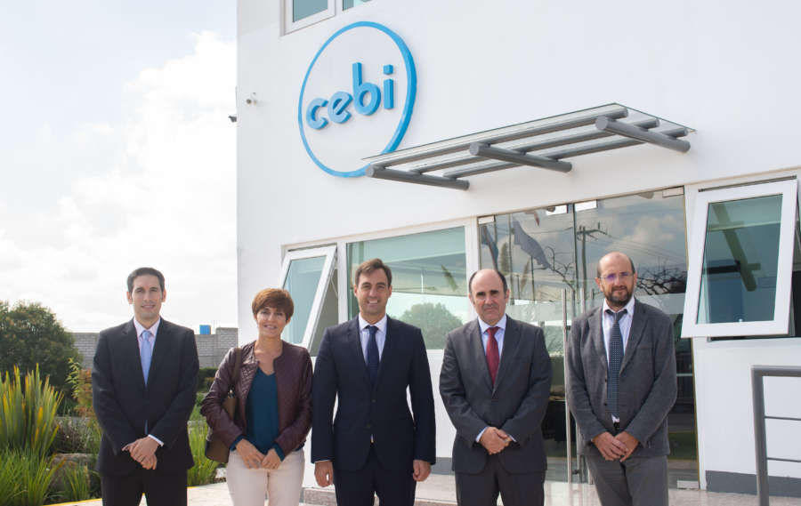 Ayerdi visita la sede de la empresa navarra Truck & Wheel  y CEBI en Puebla (Méjico)