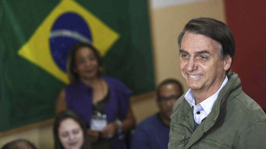 Bolsonaro dice que gobernará para todos y rechaza el 