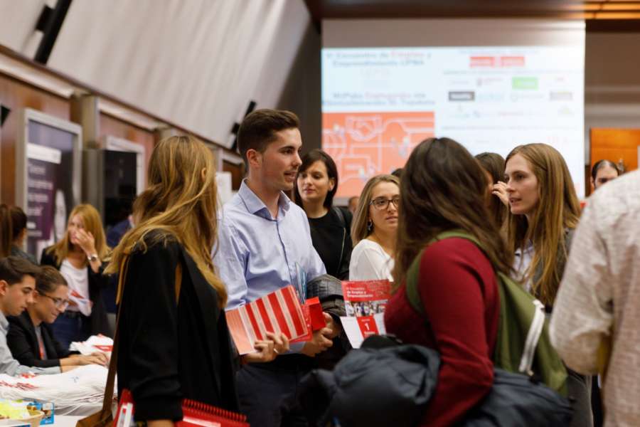 La UPNA celebra el XI Encuentro de Empleo y Emprendimiento