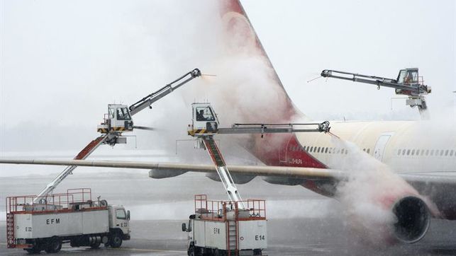 Un proyecto coordinado por la UPNA busca evitar el hielo en los aviones
