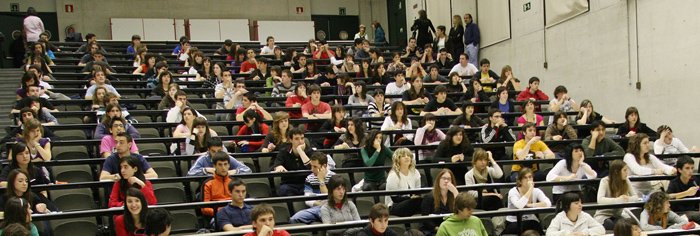 Los sindicatos navarros exigen a Educación información sobre la OPE de estabilización