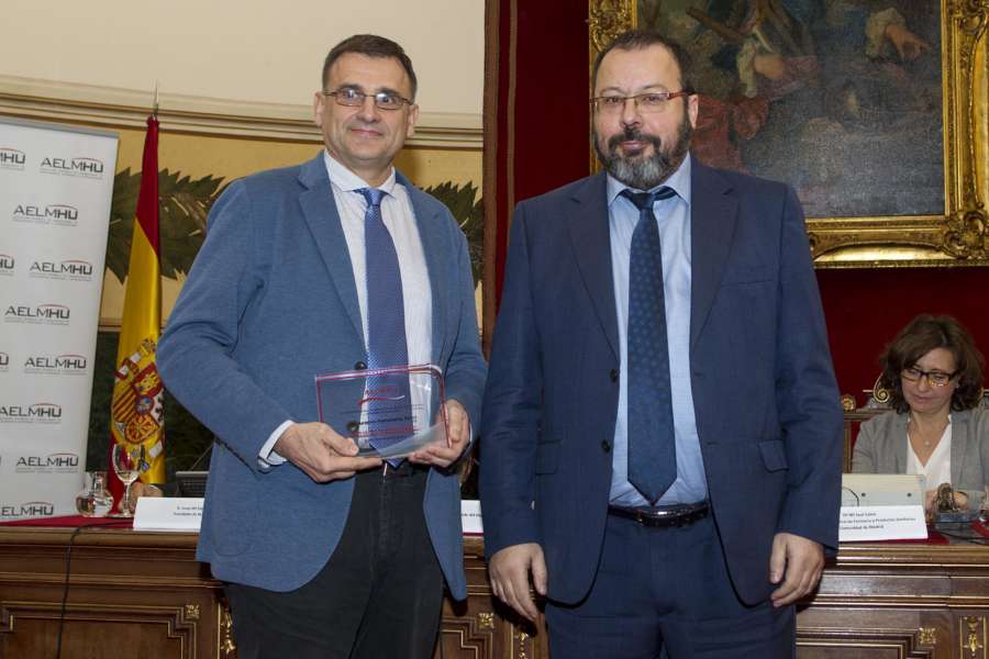 El Dr. Antonio Fontanellas recibe un premio por su trayectoria investigadora en porfirias