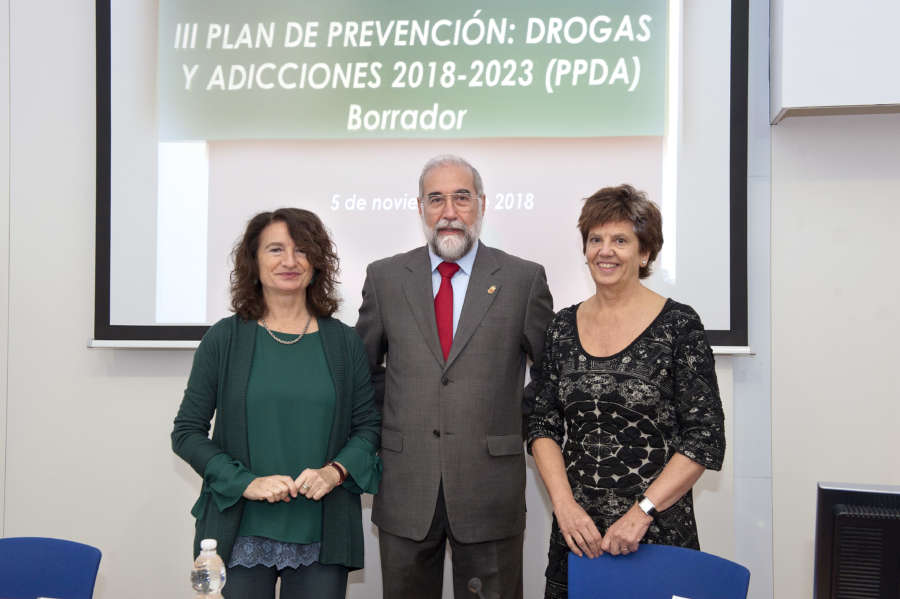 Salud presenta el borrador del nuevo plan sobre drogas y adicciones