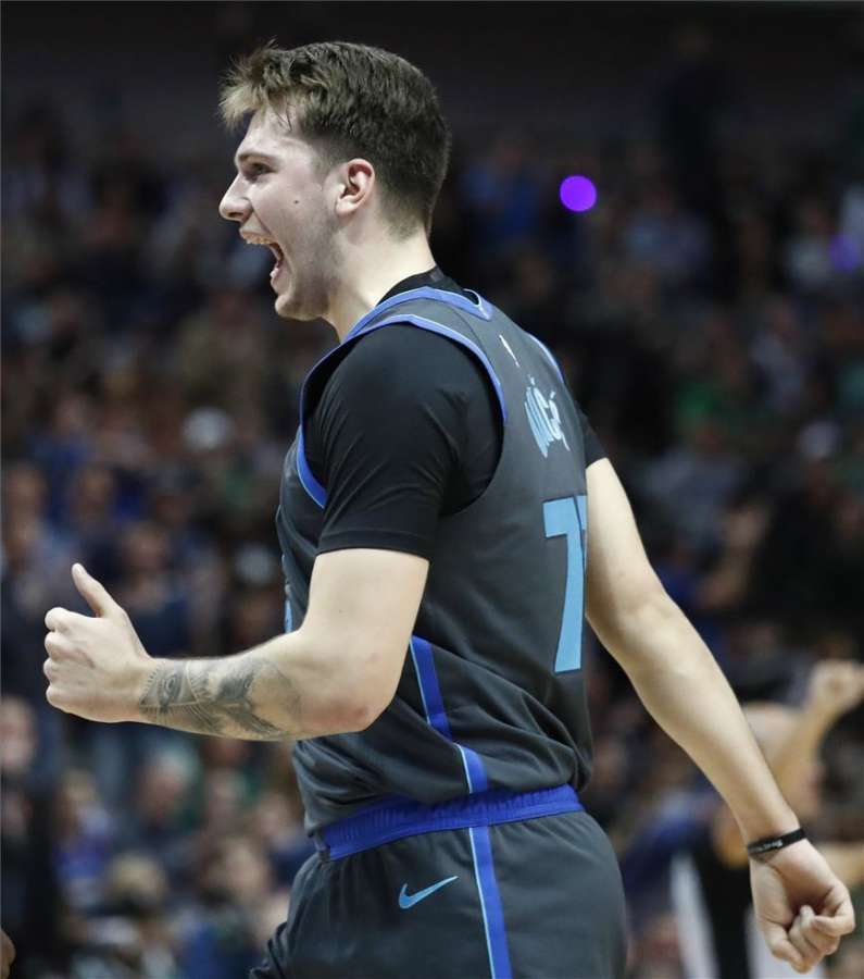 122-119. Doncic se acerca al triple-doble y los Mavericks ganan