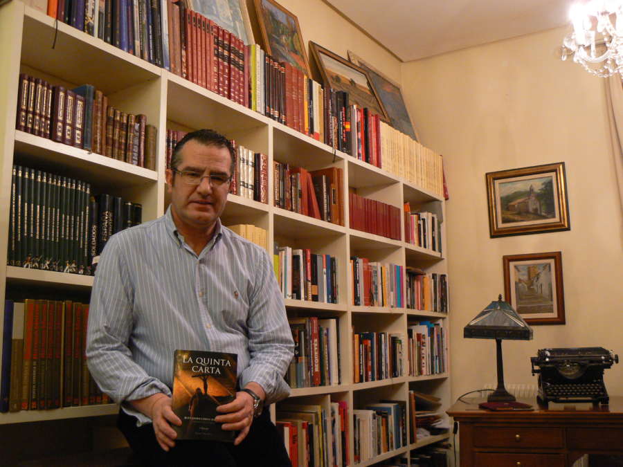 'Desayuno para el muerto' queda finalista para el VIII Premio Wilkie Collins de Novela Negra