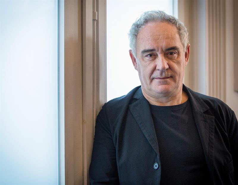 Ferran Adrià lanza una enciclopedia sobre gastronomía con un volumen sobre vino