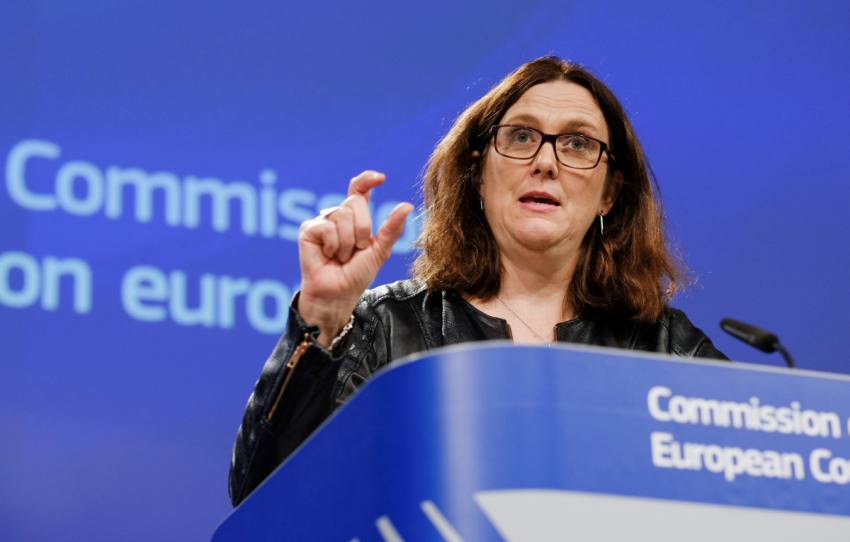 La CE buscará apoyo de los países de la UE para negociar el acuerdo comercial con EEUU