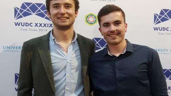 La UPNA, décimo mejor equipo en una competición mundial de debate en inglés