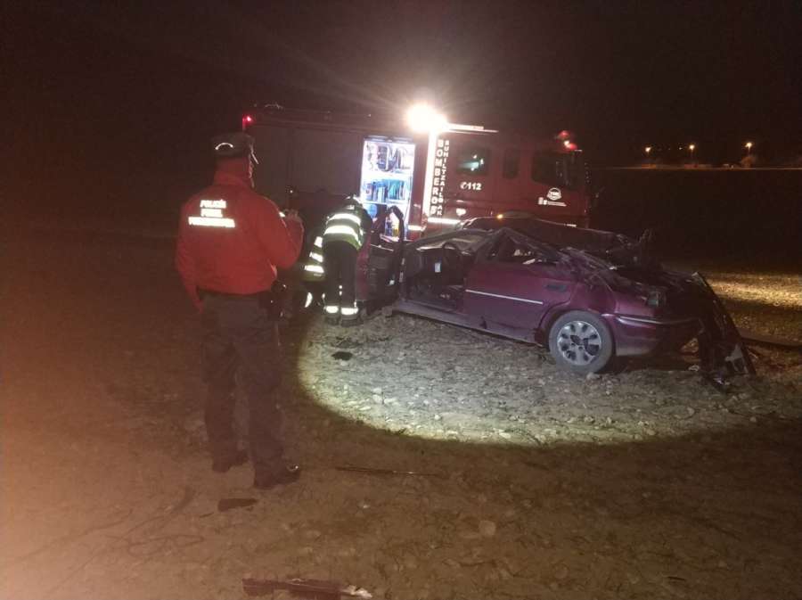 Dos heridos, uno grave, en una salida de vía en Legaria