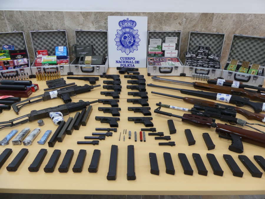 Desarticulado un grupo de venta de armas mediante la 