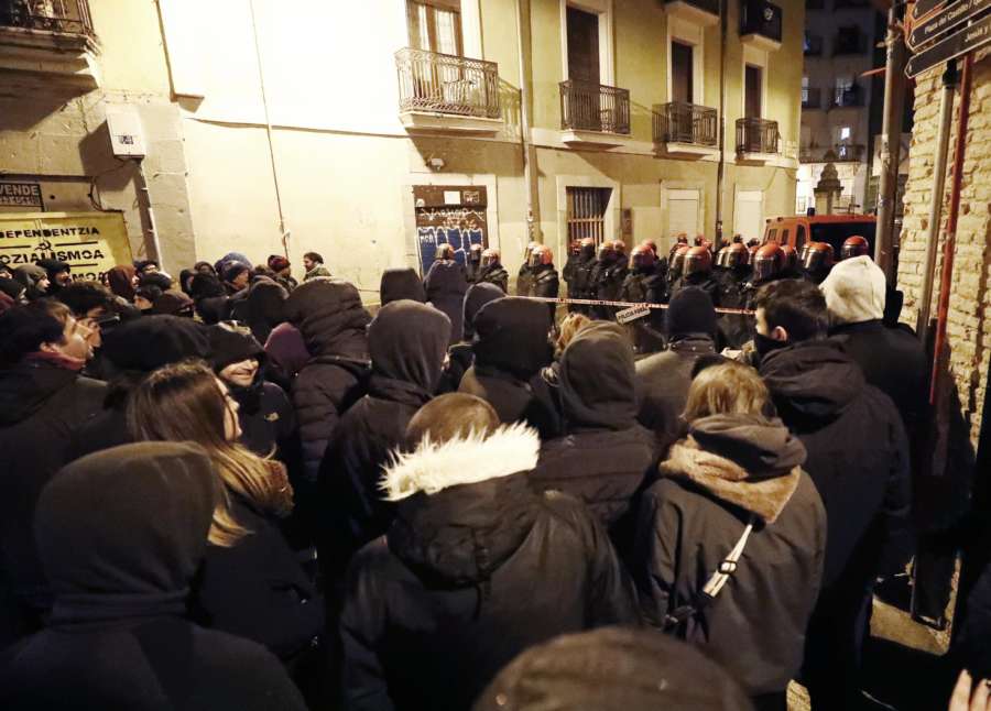 El Parlamento navarro condena las amenazas tras los incidentes por Rozalejo