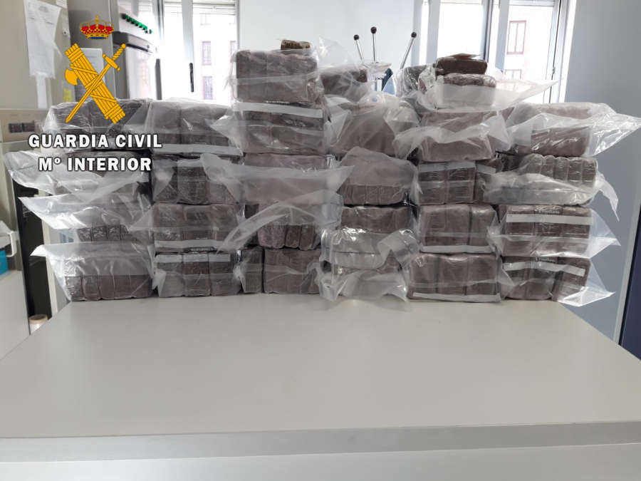 Detenido un hombre en el peaje de Imárcoain (Navarra) con 43 kilos de droga