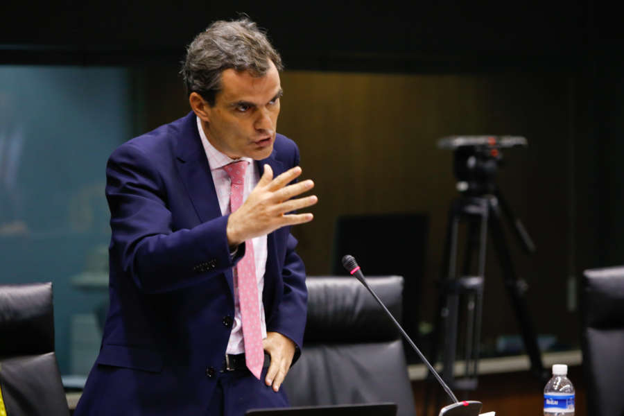 Iniciados trámites para sancionar a operadoras que incumplan obligaciones