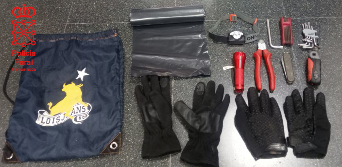 Cuatro detenidos en Berbinzana por el robo de 3.000 euros en Olite